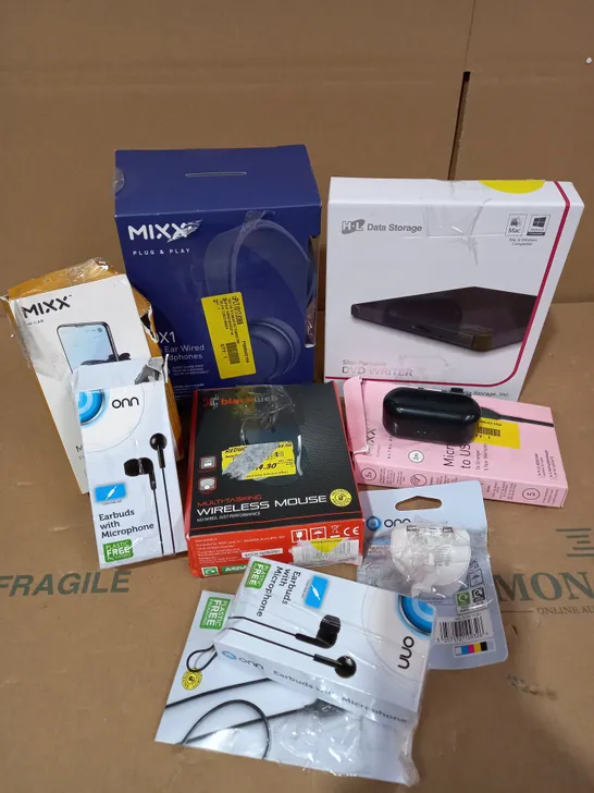 LOT OF APPROX. 10 X ITEMS TO INCLUDE HITACHI-LG SLIM PORTABLE DVD WRITER, MIXX STREAMBUDS LX EARBUDS, BLACKWEB WIRELESS MOUSE, MIXX OX1 WIRED HEADPHONES, MIXX MAGNETIC VENT FOR MOBILE PHONES, ETC.