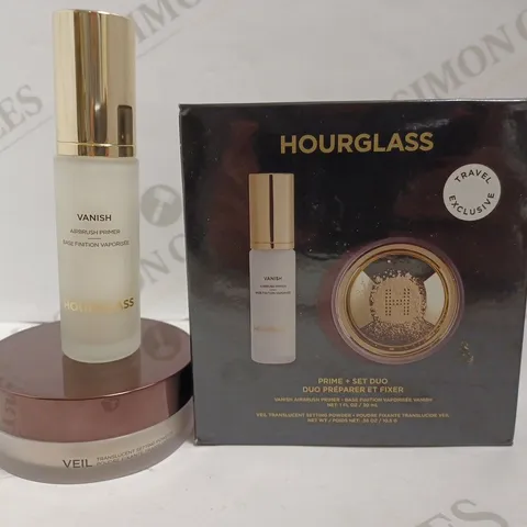 HOURGLASS PRIME AND SET DUO INCLUDING PRIMER AND TRANSLUCENT SETTING POWDER