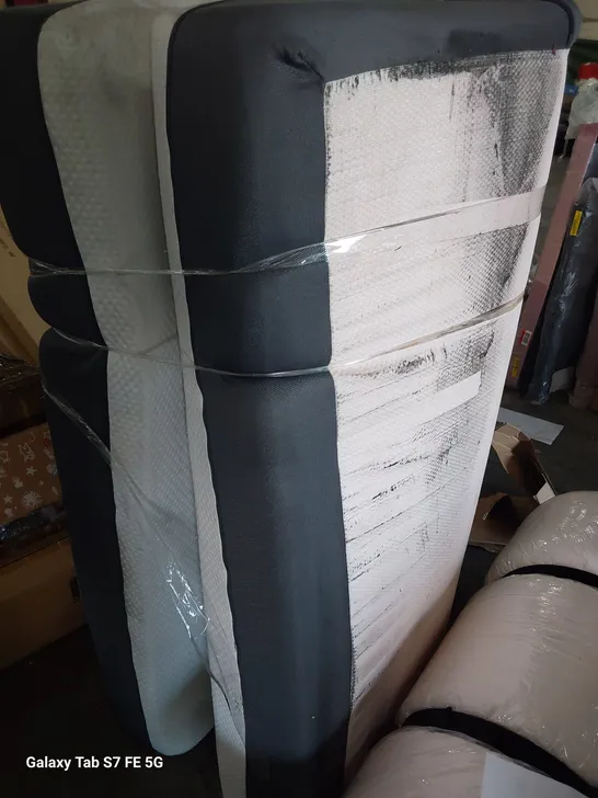 UNBAGGED EMMA 5' KINGSIZE MATTRESS 