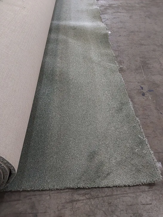 ROLL OF QUALITY WILLOW CARPET // SIZE: APPROXIMATELY 4 X 14m