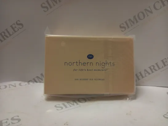 BOXED SEALED OUTLET NORTHERN NIGHTS SILK PILLOWCASE