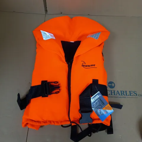 BLUEWAVE ITW NEXUS LIFE JACKET IN ORANGE 