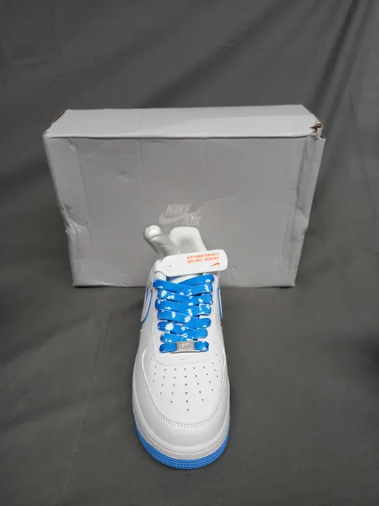 BOXED PAIR OF NIKE AIR FORCE 1 07 WHITE/SKY BLUE UK SIZE 6