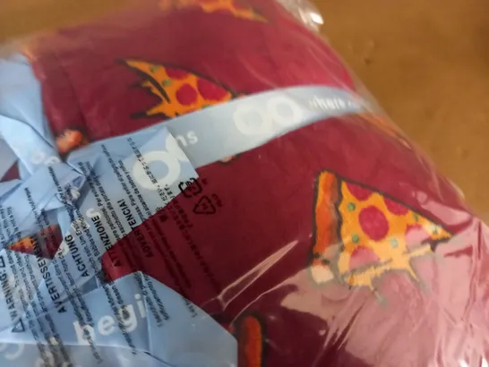 BAGGED PIZZA THEMED RED HOODED BLANKET 