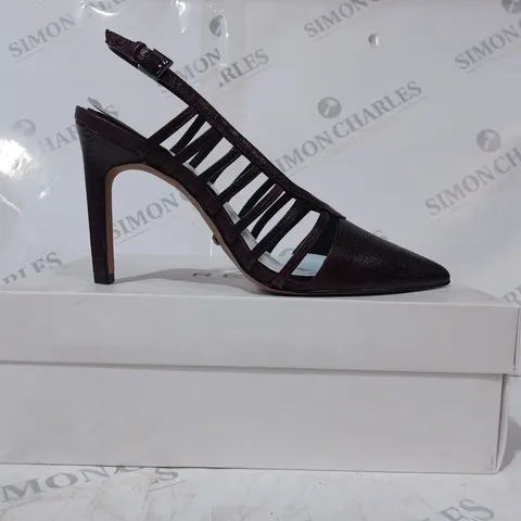 BOXED PAIR OF REISS DAPHNE SLINGBACK HEELS IN POMEGRANATE SIZE 5