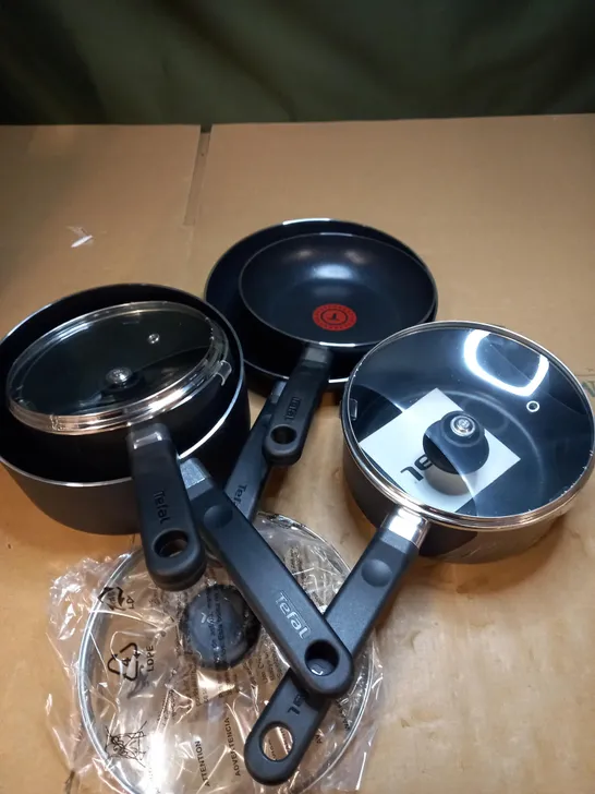 TEFAL ESSENTIAL 5 PIECE PAN SET 