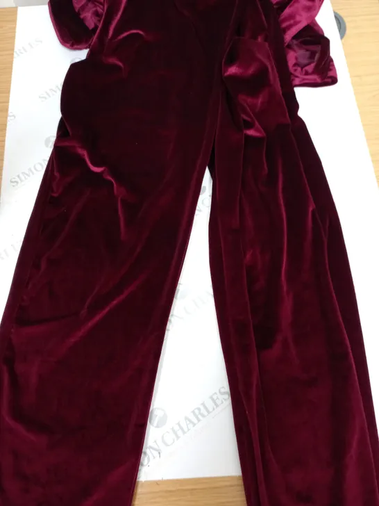 LILI LONDON MAXINE VELVET JUMPSUIT IN WINE SMALL