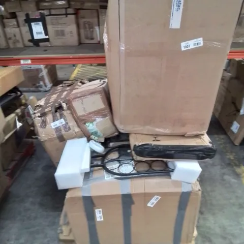 PALLET CONTAINING VARIOUS FURNITURE PARTS AND INCOMPLETE CHAIR SETS ETC.