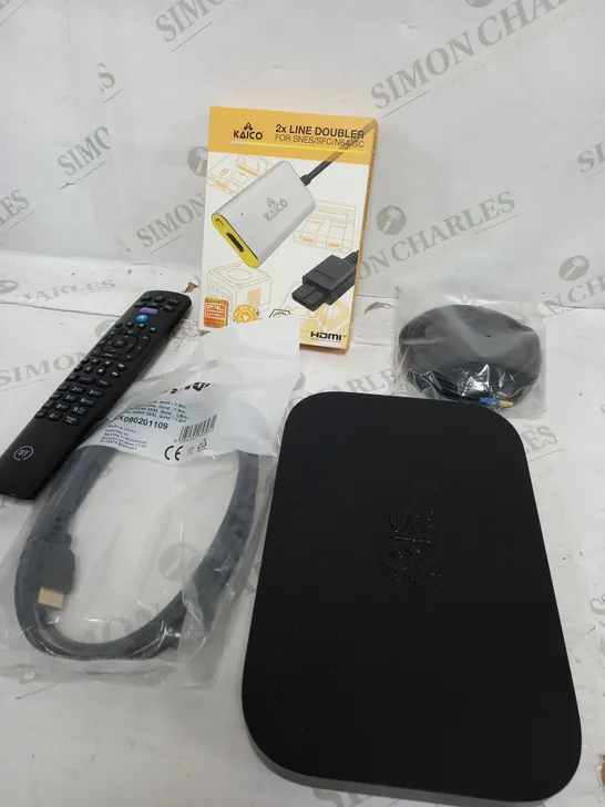 BOX OF APPROXIMATELY 10 ASSORTED ITEMS TO INCLUDE - KAICO LINE DOUBLER, SKY BOX, REMOTE ETC