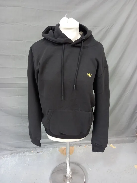 INDUSTRIALIZE CROWN EMBROIDERED JOGGER AND HOODIE SET IN BLACK SIZE M