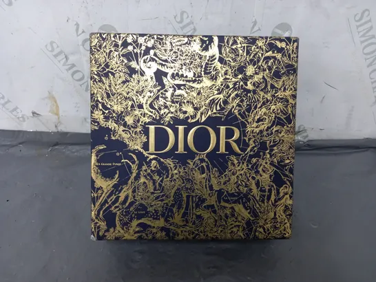 BOXED DIOR SAUVAGE SET