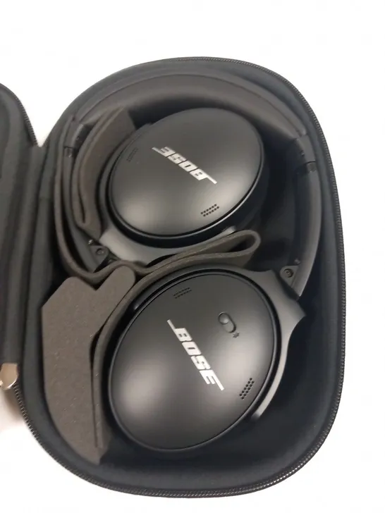 BOSE ON EAR HEADPHONES