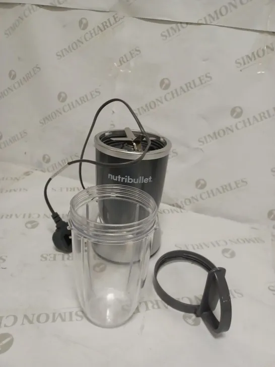 NUTRIBULLET 600 SERIES HIGH SPEED BLENDER