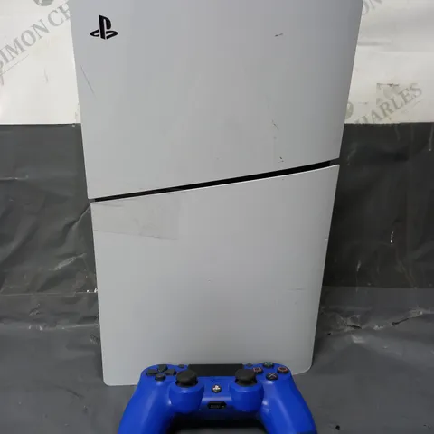 SONY PLAYSTATION5 MODEL CFI-2016 WITH CONTROLLER IN WHITE/BLUE