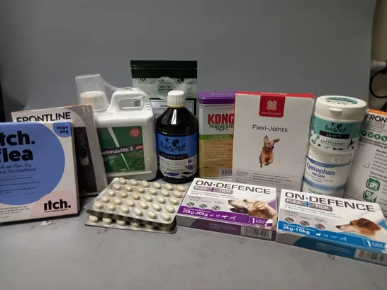 APPROXIMATELY 15 PET SUPPLIES TO INCLUDE ON DEFENCE FLEA+TICK TREATMENT, SELENAVITE E LIQUID, YUMOVE JOINTCARE TABLETS, ETC