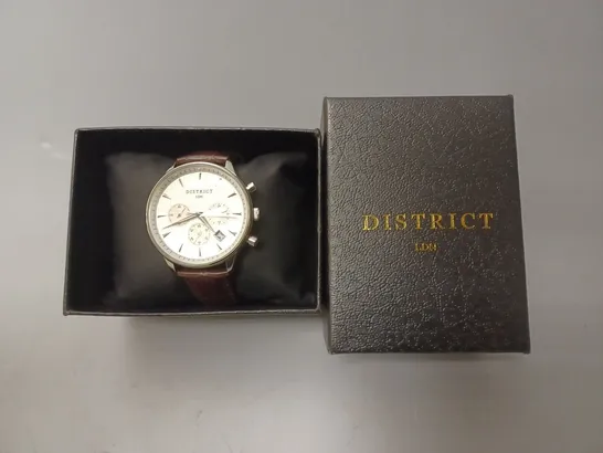 BOXED DISTRICT LDN WHITE FACE WITH LEATHER STRAP 