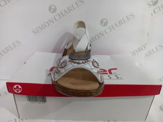 BOXED RIEKER SANDLES IN WHITE SIZE 6