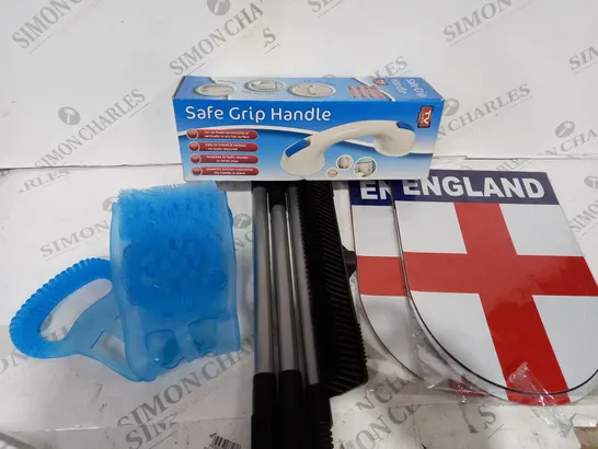 BAG OF APPROXIMATELY 5 ITEMS TO INCLUDE SAFETY GRIP HANDLE, BACK MASSAGER, ENGLAND MAGNETS ETC