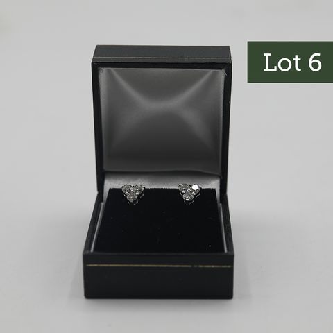 DESIGNER 18ct WHITE GOLD TREFOIL EARRINGS SET WITH DIAMONDS WEIGHING +-1.01ct