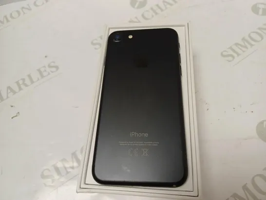 BOXED APPLE IPHONE 7 (A1778)