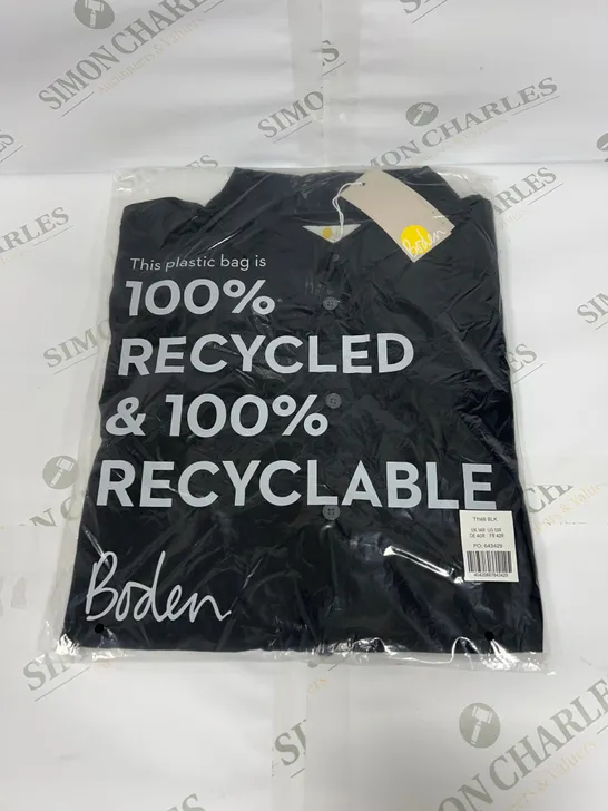 BODEN BUTTONED SHIRT IN BLACK SIZE 14R