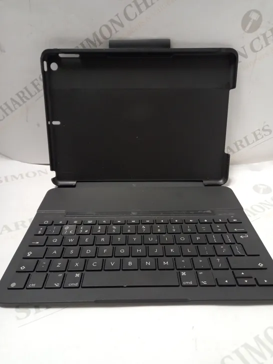 LOGITECH SLIM FOLIO PRO IPAD CASE KEYBOARD