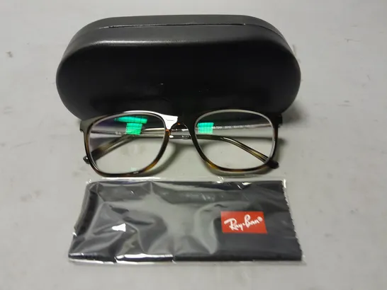 RAY BAN GLASSES IN CASE