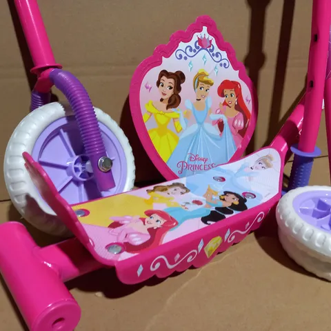 DISNEY PRINCESS DELUXE TRI SCOOTER 