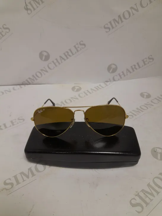 RAYBAN AVIATOR LARGE METAL FRAME SUNGLASSES 