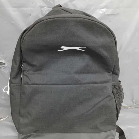 SLAZENGER RUCKSACK IN BLACK