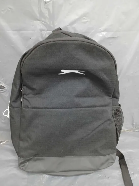 SLAZENGER RUCKSACK IN BLACK