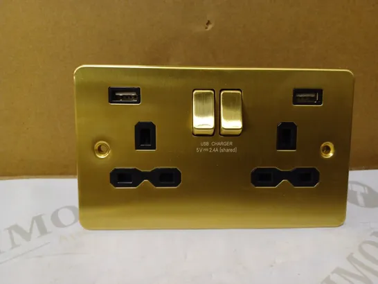 KNIGHTSBRIDGE 13A 2G SWITCHED SOCKET WITH DUAL USB