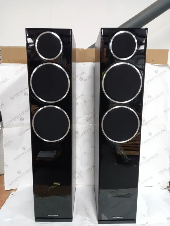 BOXED PAIR OF WHARFEDALE DIAMOND 230 SERIES LOUDSPEAKER - COLLECTION ONLY