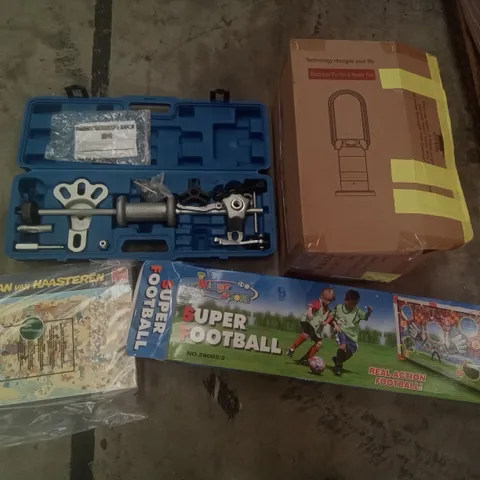 PALLET OF ASSORTED ITEMS INCLUDING BLADELESS PURIFIER & HEATER FAN, SUPER FOOTBALL REAL ACTION NET, JIGSAW PUZZLE, TOOL KIT 