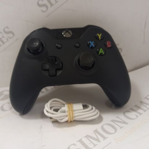 XBOX GAMES CONSOLE CONTROLLER IN BLACK