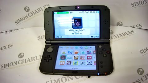 NINTENDO 3DS XL WITH LEGO HARRY POTTER YEARS 1-4