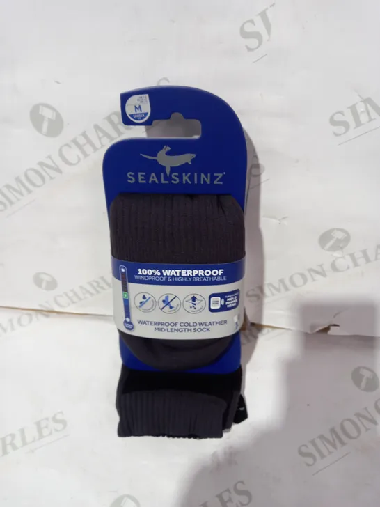 BRAND NEW SEALSKINZ WATERPROOF COLD WEATHER MID LENGTH SOCKS - UNISEX M