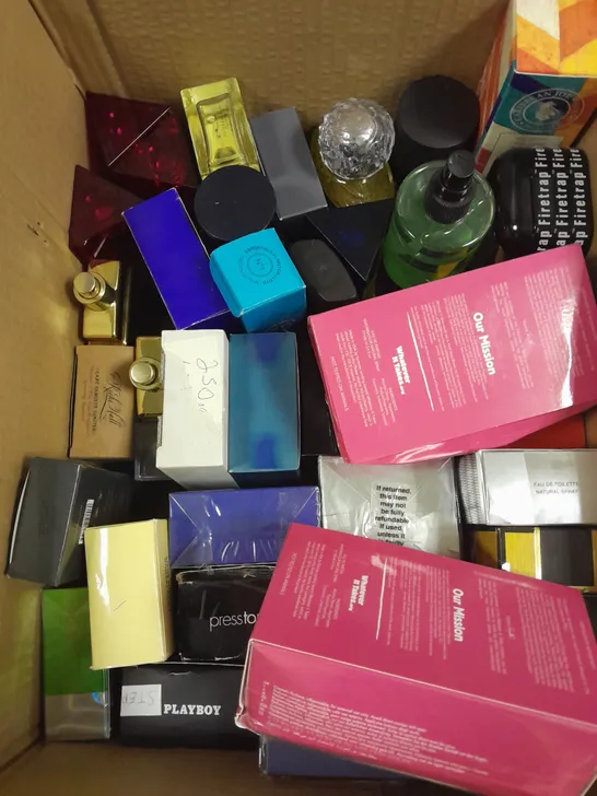 APPROXIMATELY 35 ASSORTED BOXED & LOOSE FRAGRANCES TO INCLUDE BLUE MAN, ALIEN, SAVILE ROW ETC - COLLECTION ONLY 