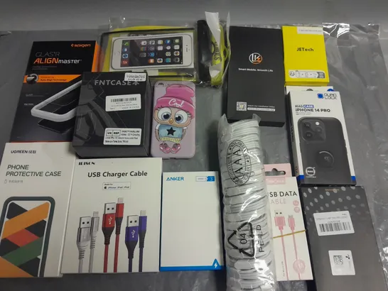 LOT OF ASSORTED MOBILE PHONE ACCESSORIES TO INCLUDE CASES, SCREEN PROTECTORS AND CHARGE CABLES