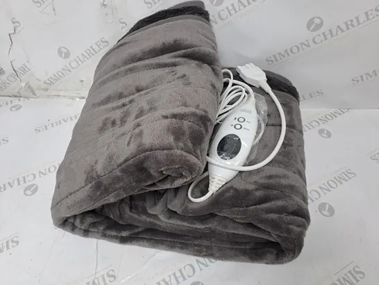 COZEE HOME VELVETSOFT HEATED THROW IN CHARCOAL 