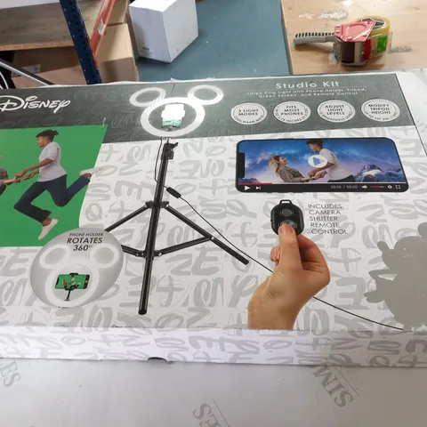 BRAND NEW BOXED DISNEY STUDIOI KIT INCLUDING; LARGE RING LIGHT WITH PHONE HOLDER, TRIPOD, GREEN SCREEN AND REMOTE CONTROL