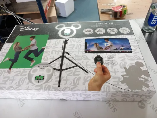 BRAND NEW BOXED DISNEY STUDIOI KIT INCLUDING; LARGE RING LIGHT WITH PHONE HOLDER, TRIPOD, GREEN SCREEN AND REMOTE CONTROL