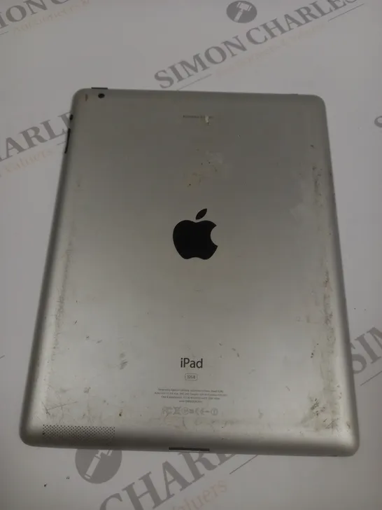 UNBOXED APPLE IPAD 32GB IN SILVER - A1395