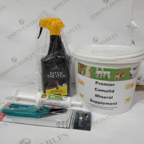 BOX OF APPROX 4 ITEMS TO INCLUDE CAMELID MINERAL SUPPLEMENT, DITCH THE ITCH MIDGE REPELLENT AND FOOTROT SHEARS