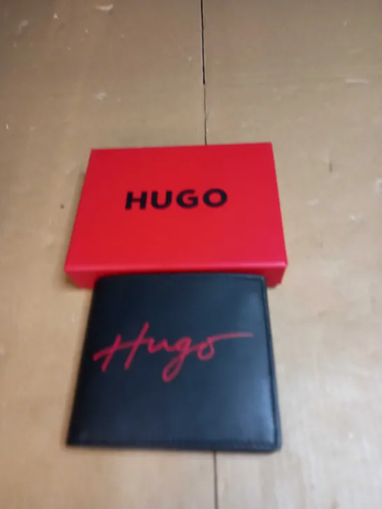 HUGO BOSS LEATHER WALLET