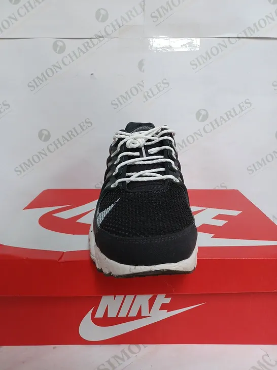 BOXED NIKE AIR MAX PLUS IN BLACK & WHITE - UK 14 