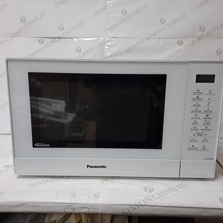 NN-ST45KWBPQ SOLO MICROWAVE RRP £189 4671006-Simon Charles Auctioneers