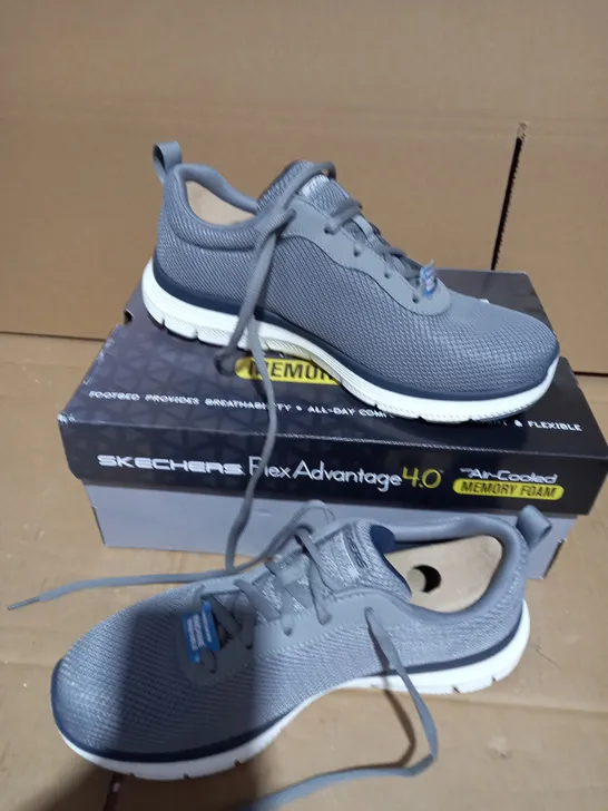 BOXED PAIR MENS SKECHERS - TRAINERS IN GREY UK SIZE 8