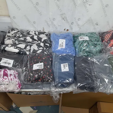 BOX OF APPROXIMATELY 10 ASSORTED BAGGED CLOTHING PIECES IN VARIOUS STYLES AND SIZES 