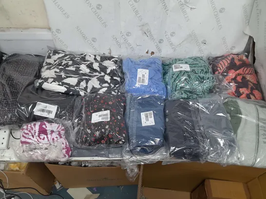 BOX OF APPROXIMATELY 10 ASSORTED BAGGED CLOTHING PIECES IN VARIOUS STYLES AND SIZES 